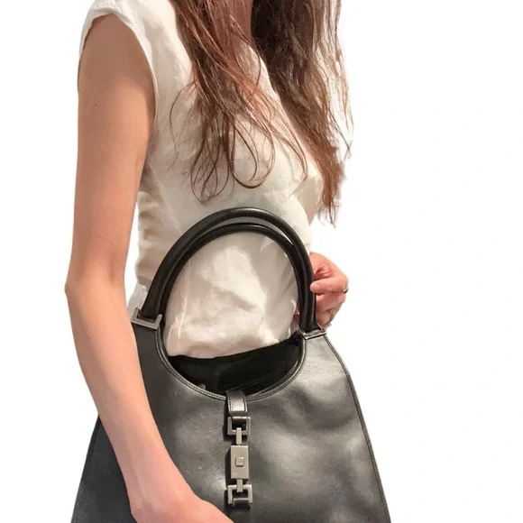 Gucci Black Leather Shoulder Bag with Silver Hardware - Picture 10 of 11